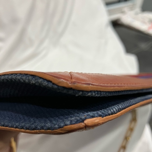 Tory Burch Shoulder Bag - Picture 5 of 9